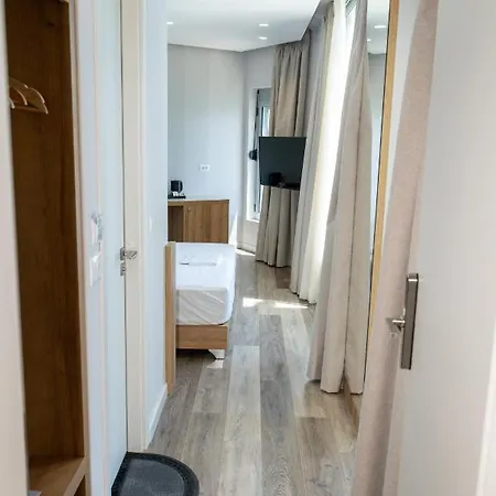 Titania Hotel 3*