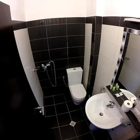 Hotel Titania Sarande